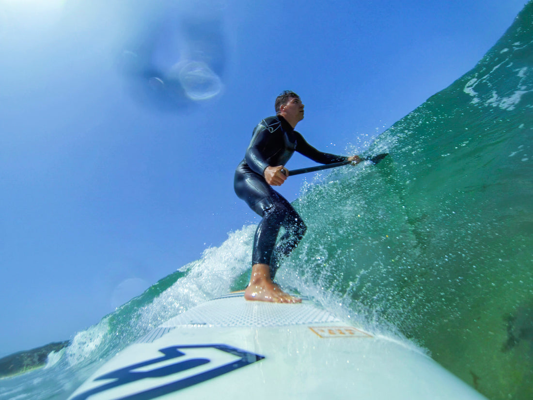 ClingCam auf Surfboard in Action – starker Halt auch in der Welle